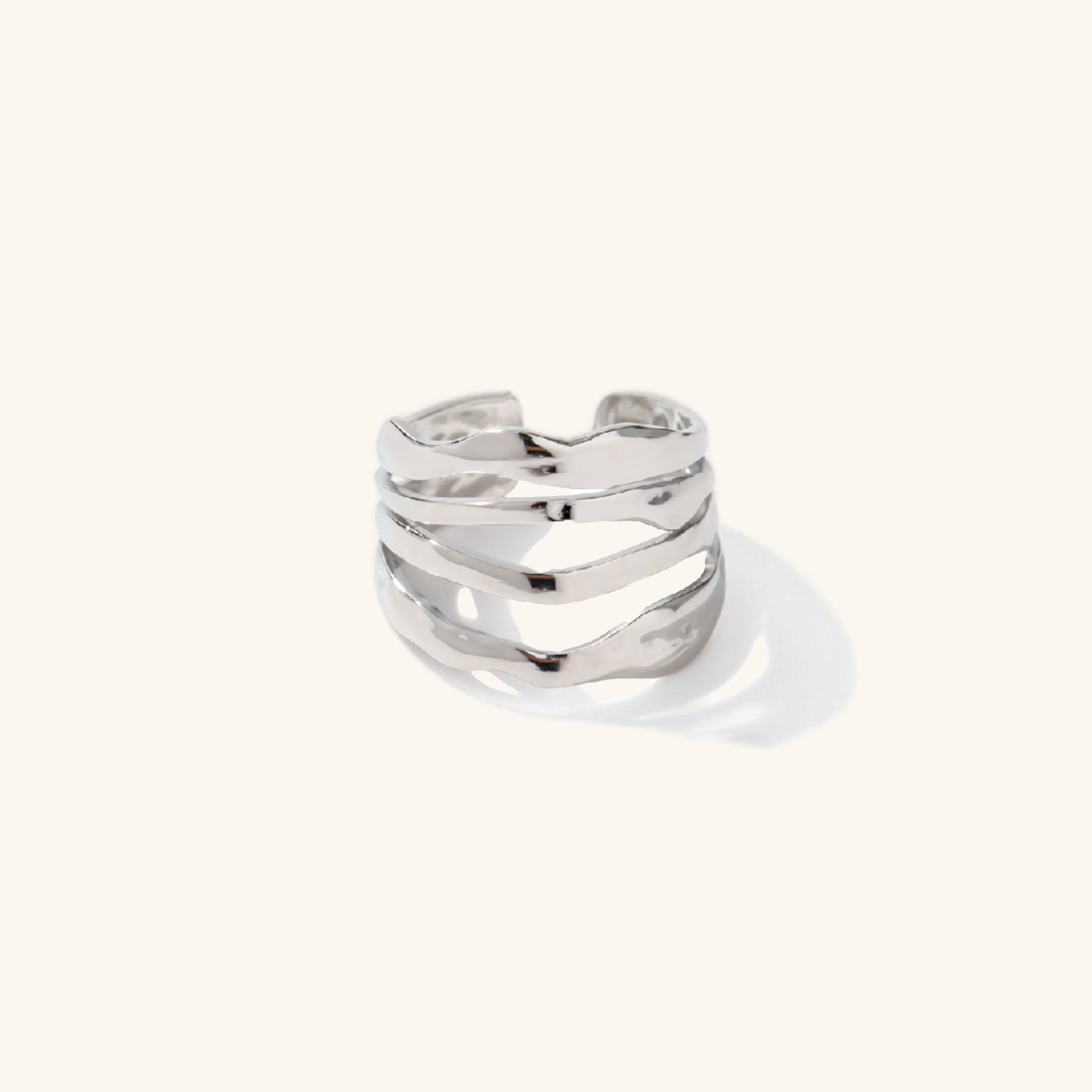 Cass Gullring - Stylish Jewelry Piece